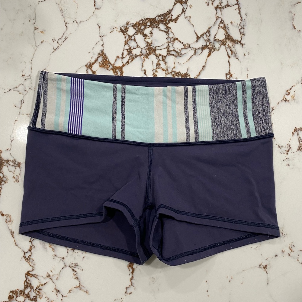Lululemon reversible Boogie Short